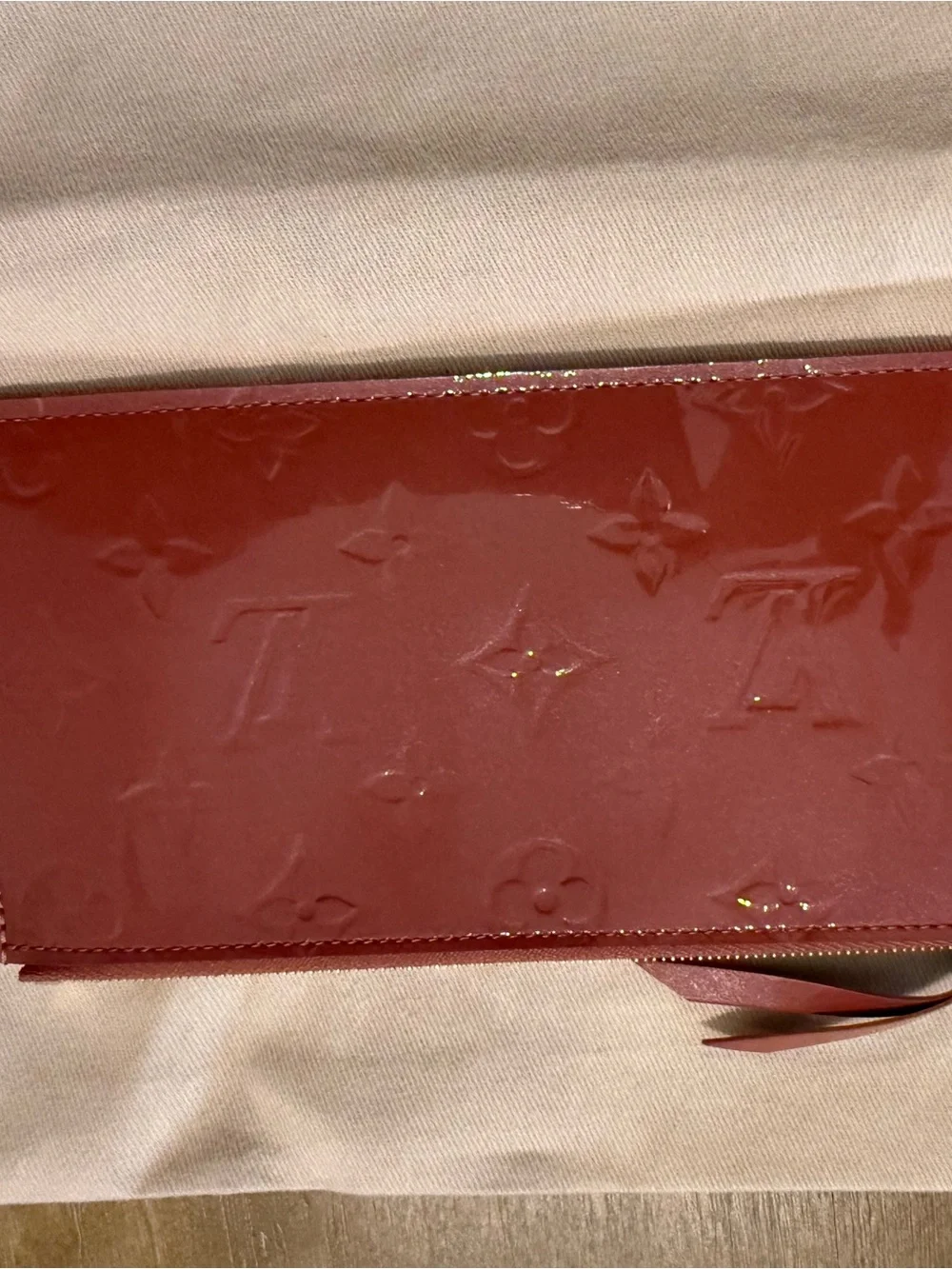 Louis Vuitton Pink Vernis Floral Face Chain Wallet